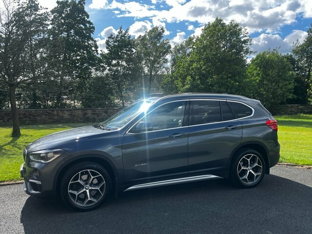 BMW X1 Suv White #7