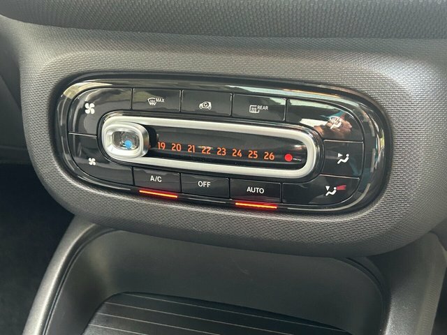 Smart Forfour 60Kw Eq Premium 17Kwh 22Kwch Silver #24