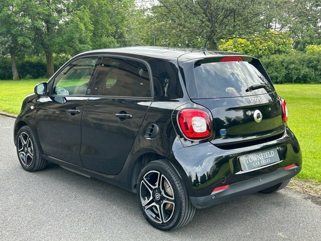 Smart Forfour 60Kw Eq Premium 17Kwh 22Kwch Silver #14