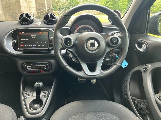 Smart Forfour 60Kw Eq Premium 17Kwh 22Kwch Silver #8