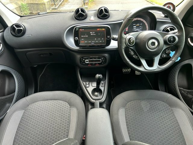 Smart Forfour 60Kw Eq Premium 17Kwh 22Kwch Silver #7