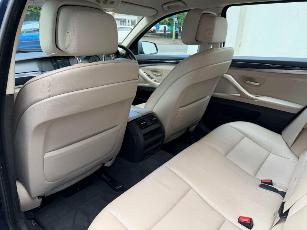 BMW 5 Series 2.0 520D Efficientdynamics Grey #24
