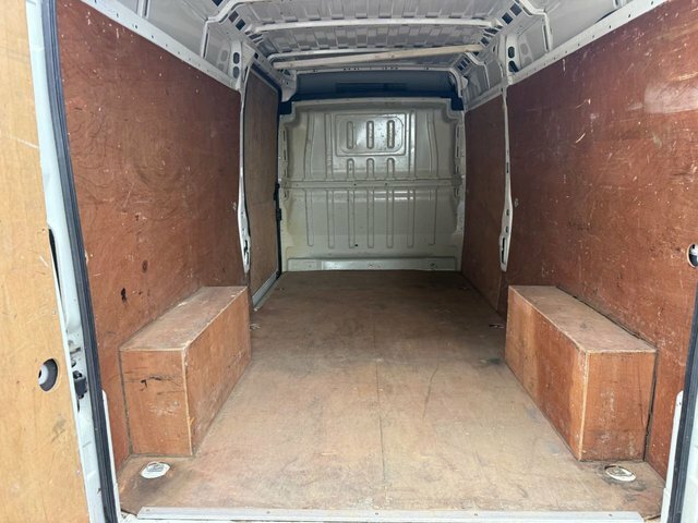 Citroen Relay Combi White #24