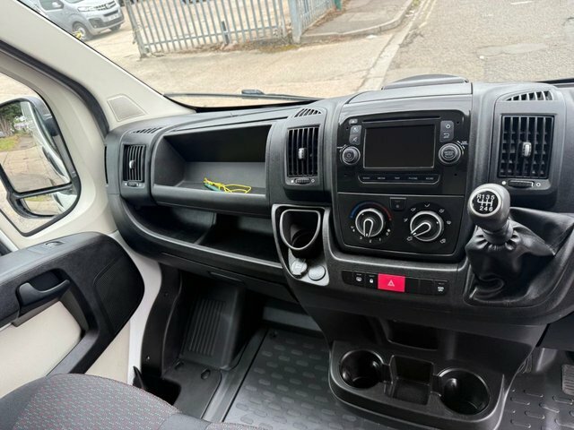 Citroen Relay Combi White #18
