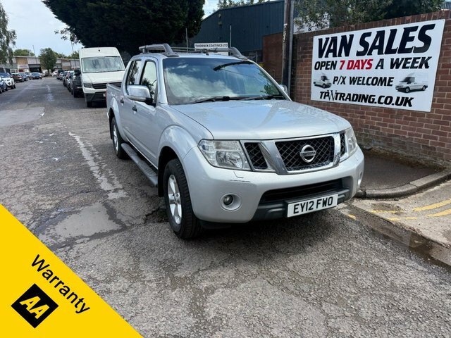 Nissan Navara 2012 2.5 Dci Tekna Pickup Double Cab Ma Silver #2