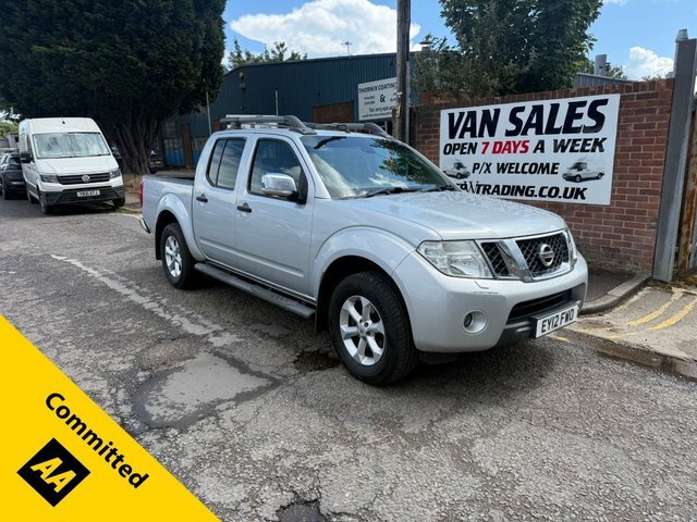 Nissan Navara 2012 2.5 Dci Tekna Pickup Double Cab Ma Silver