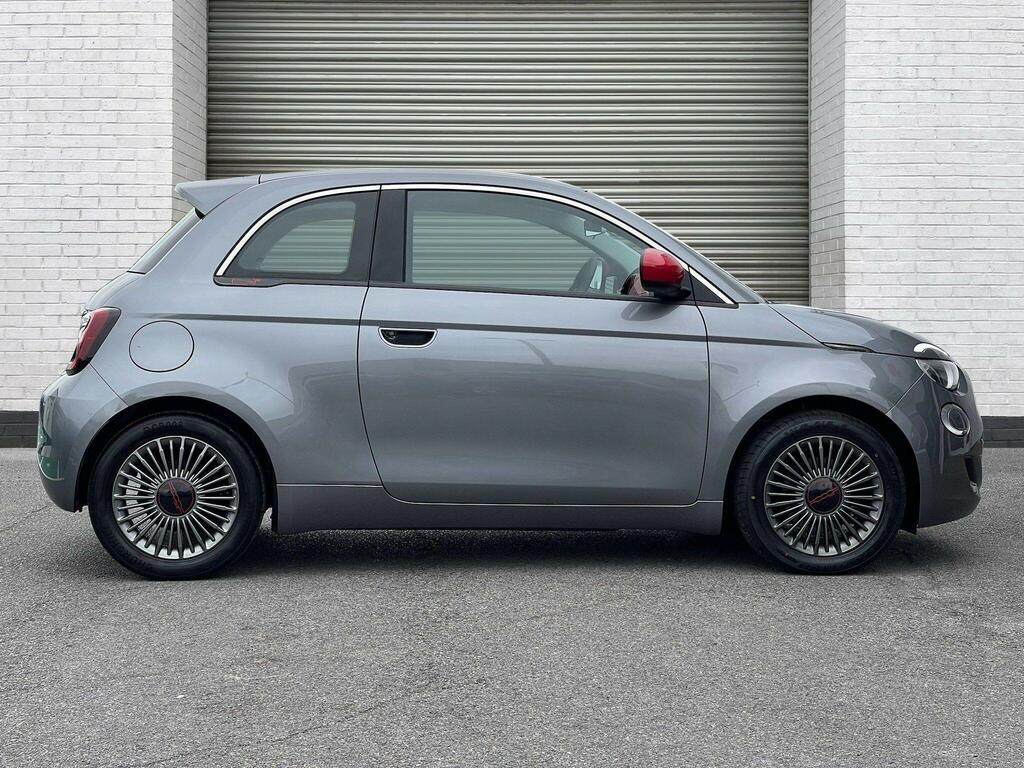 Fiat 500E 42Kwh Red Grey #5