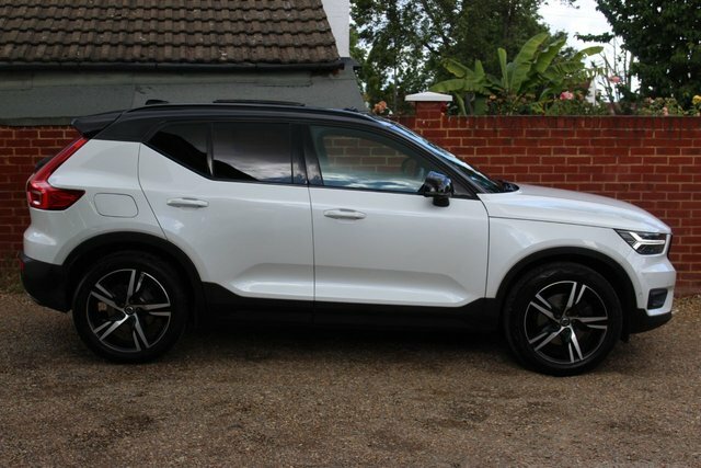 Volvo XC40 T5 First Edition Suv AU18KGN White #5