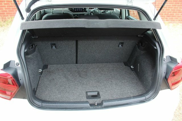 Volkswagen Polo Evo Se Hatchback HN68JXV White #5