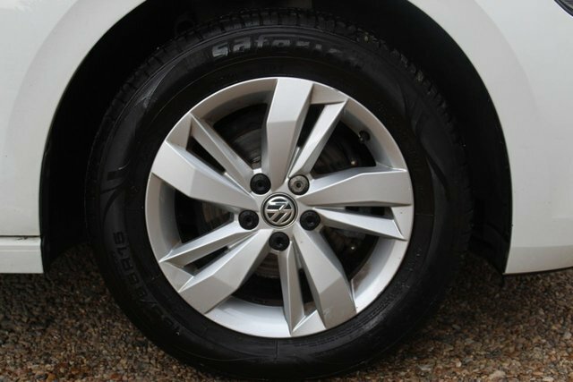 Volkswagen Polo Evo Se Hatchback HN68JXV White #6
