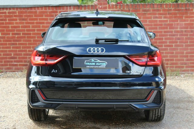 Audi A1 Tfsi 30 S Line KO68WZB Black #6
