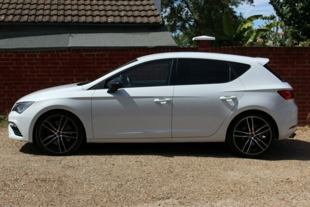 Seat Leon Tsi Cupra 290 Hatchback White #5
