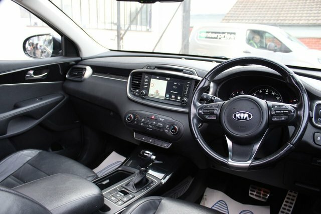 Kia Sorento 2.2L Kx-3 White #29