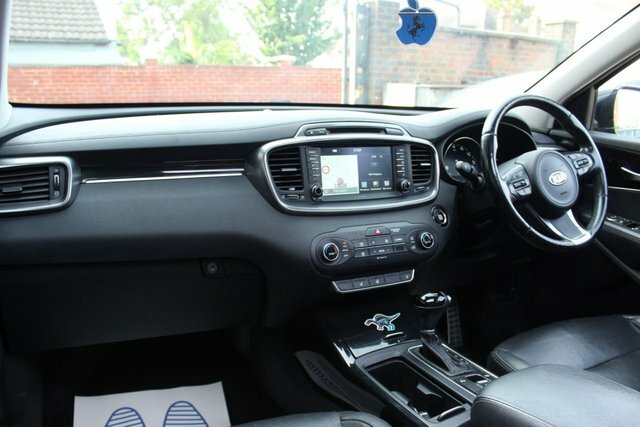 Kia Sorento 2.2L Kx-3 White #28