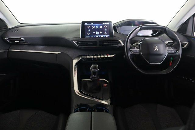 Peugeot 3008 1.2L Gt Line Premium White #17