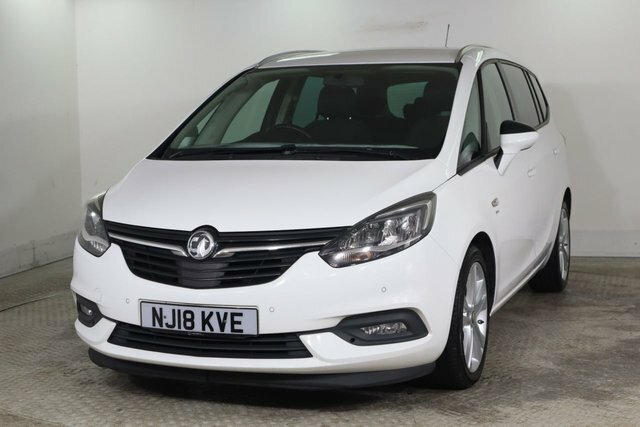 Vauxhall Zafira Tourer 2.0 Cdti Sri Nav Mpv Euro 6 S S White #3