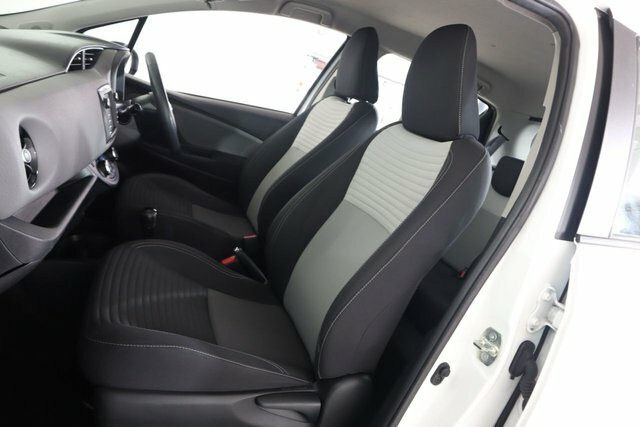 Toyota Yaris 1.5 Icon Tech 5-Dr Navigation Red #14