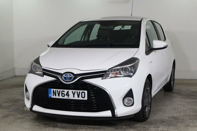 Toyota Yaris 1.5 Vvt-h Excel Hatchback Hybrid E-cvt White #3
