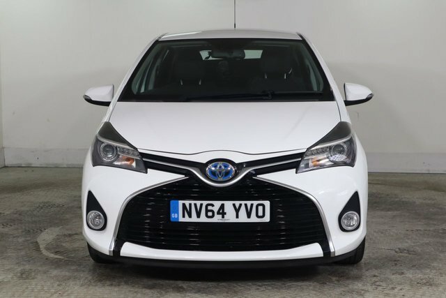 Toyota Yaris 1.5 Vvt-h Excel Hatchback Hybrid E-cvt White #2