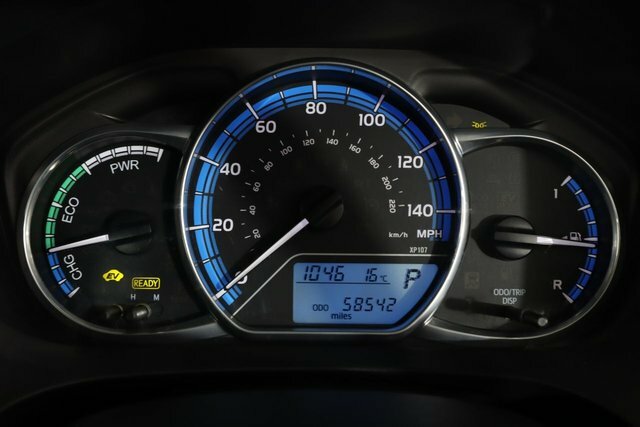 Toyota Yaris Hatchback White #20
