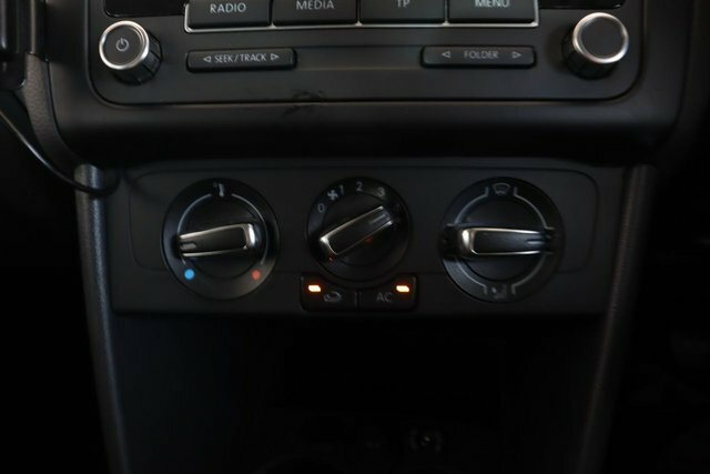 Volkswagen Polo 1.2L Match White #33