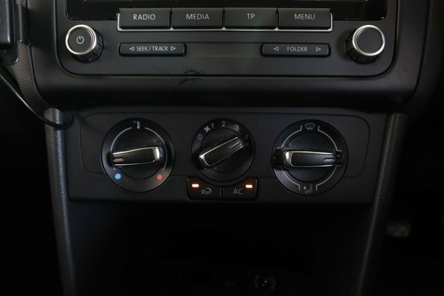 Volkswagen Polo 1.2L Match White #28