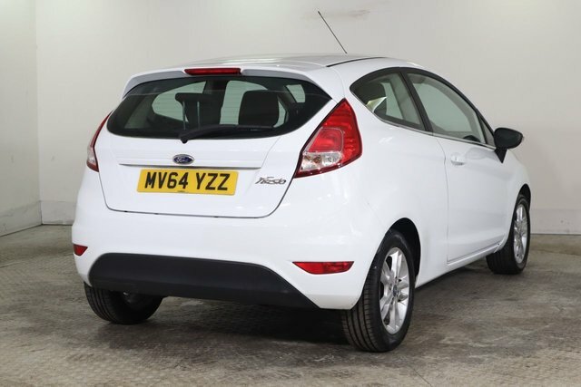 Ford Fiesta 1.25 Zetec Hatchback Euro 5 82 White #4