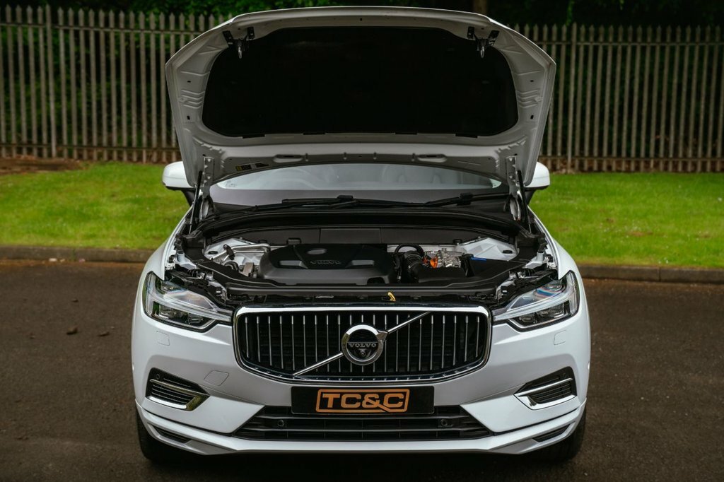 Volvo XC60 2L Inscription WK21VGF White #5