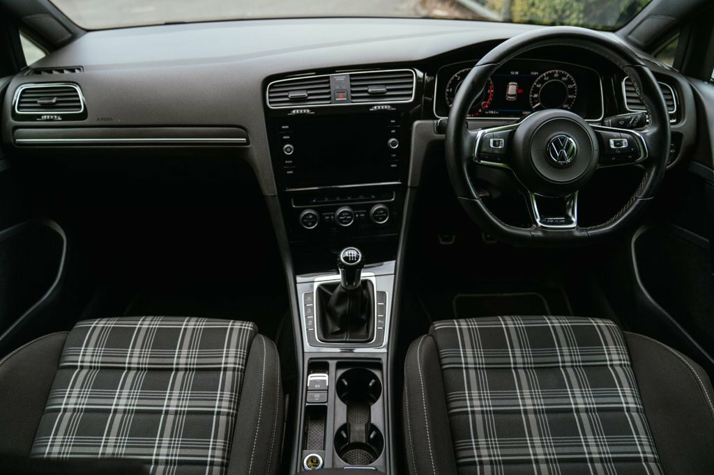 Volkswagen Golf 2L Gtd Blue #2