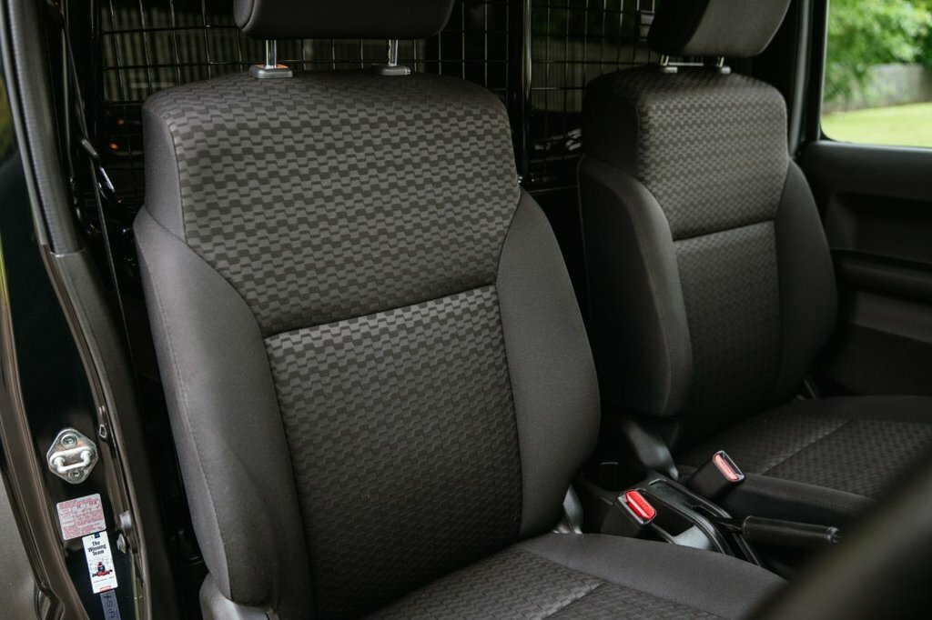 Suzuki Jimny 1.5L Null Black #4