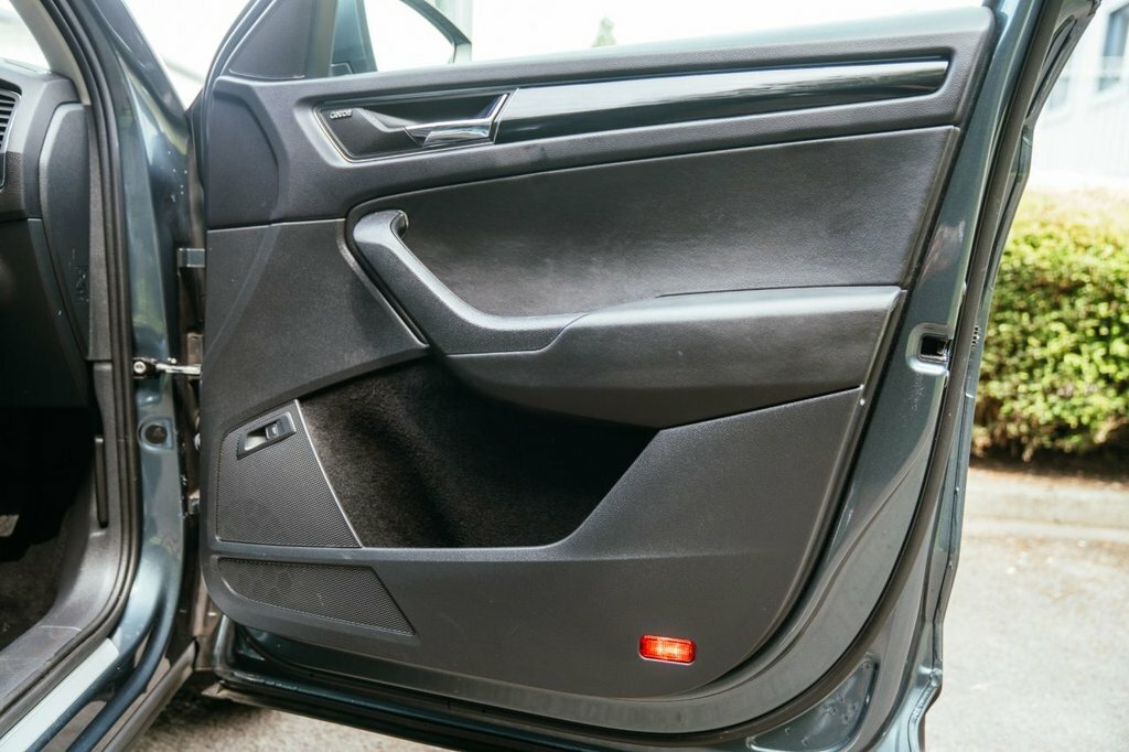Skoda Kodiaq Suv Black #32