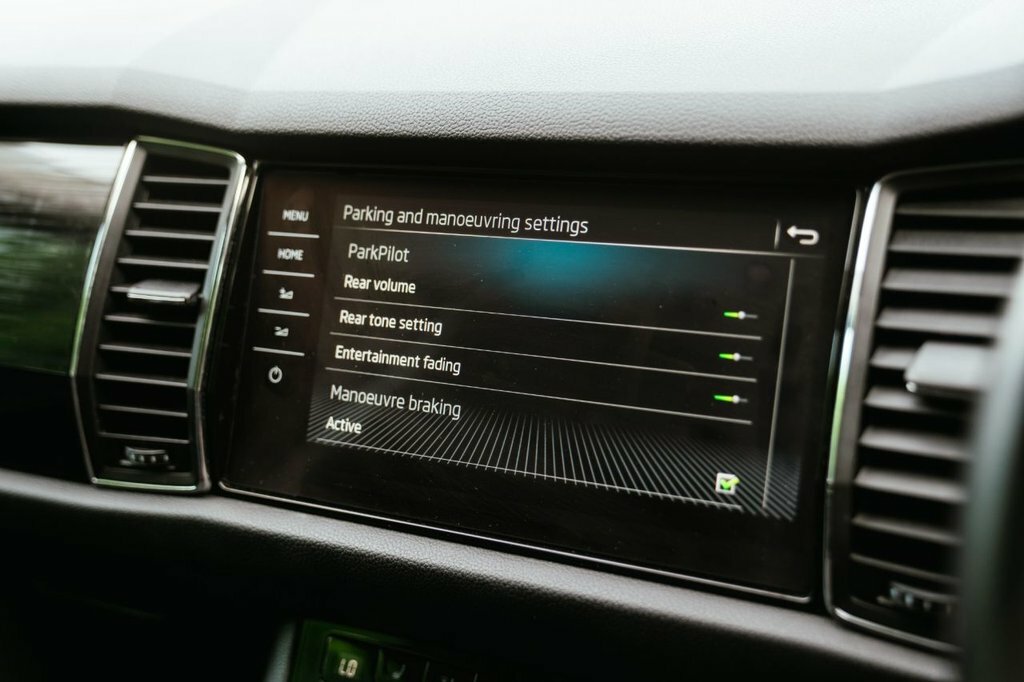 Skoda Kodiaq Suv Black #55