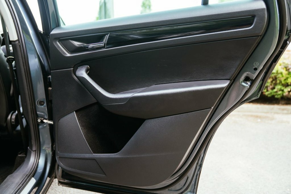 Skoda Kodiaq Suv Black #36