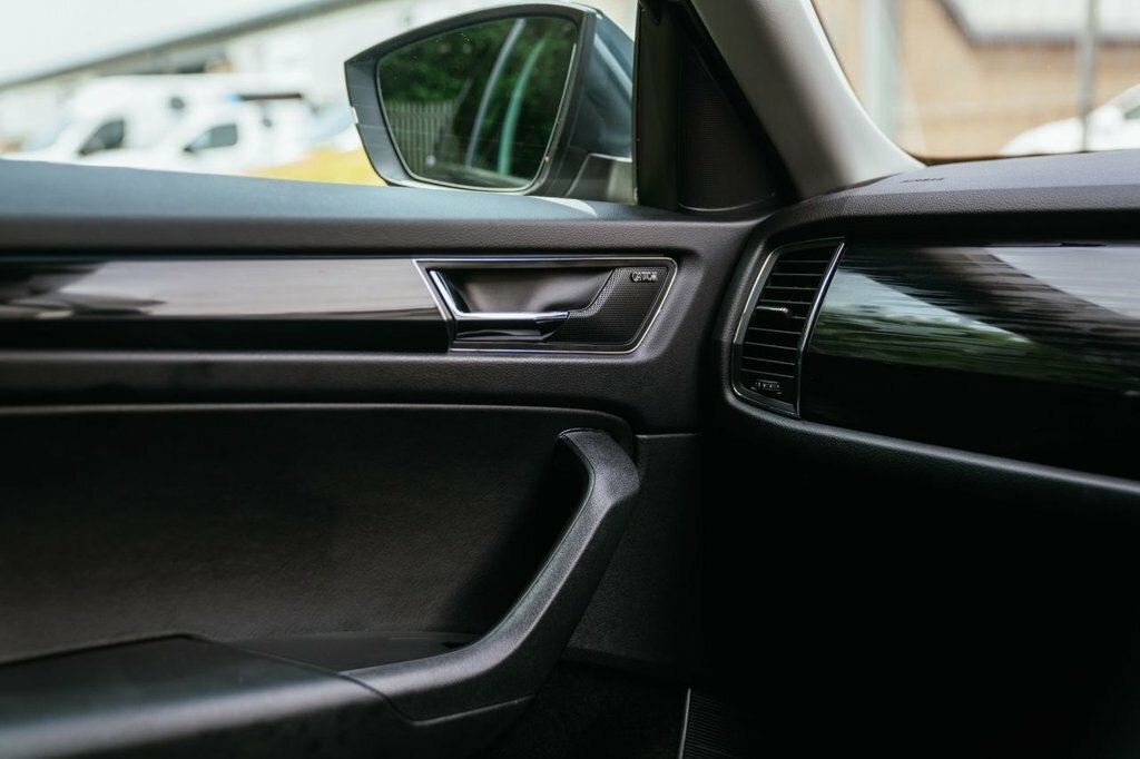 Skoda Kodiaq Suv Black #71