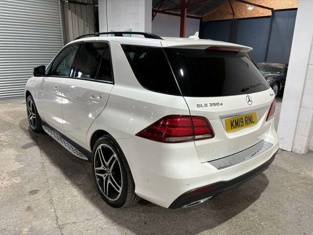 Mercedes-Benz GLE Class 3.0 Gle350d V6 Amg Line Premium Plus G-tronic 4M White #4
