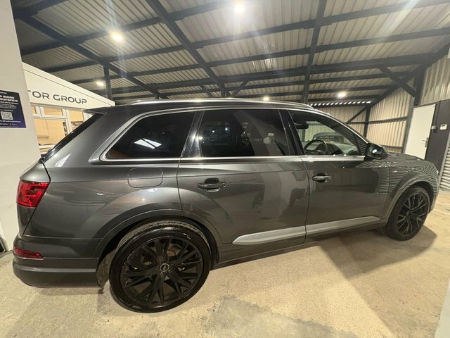 Audi Q7 3.0 Tdi V6 S Line Suv Tiptronic Quattro Black #7
