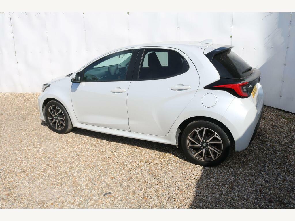 Toyota Yaris 1.5 Vvt-h Design E-cvt Euro 6 S S YS23SZW White #5