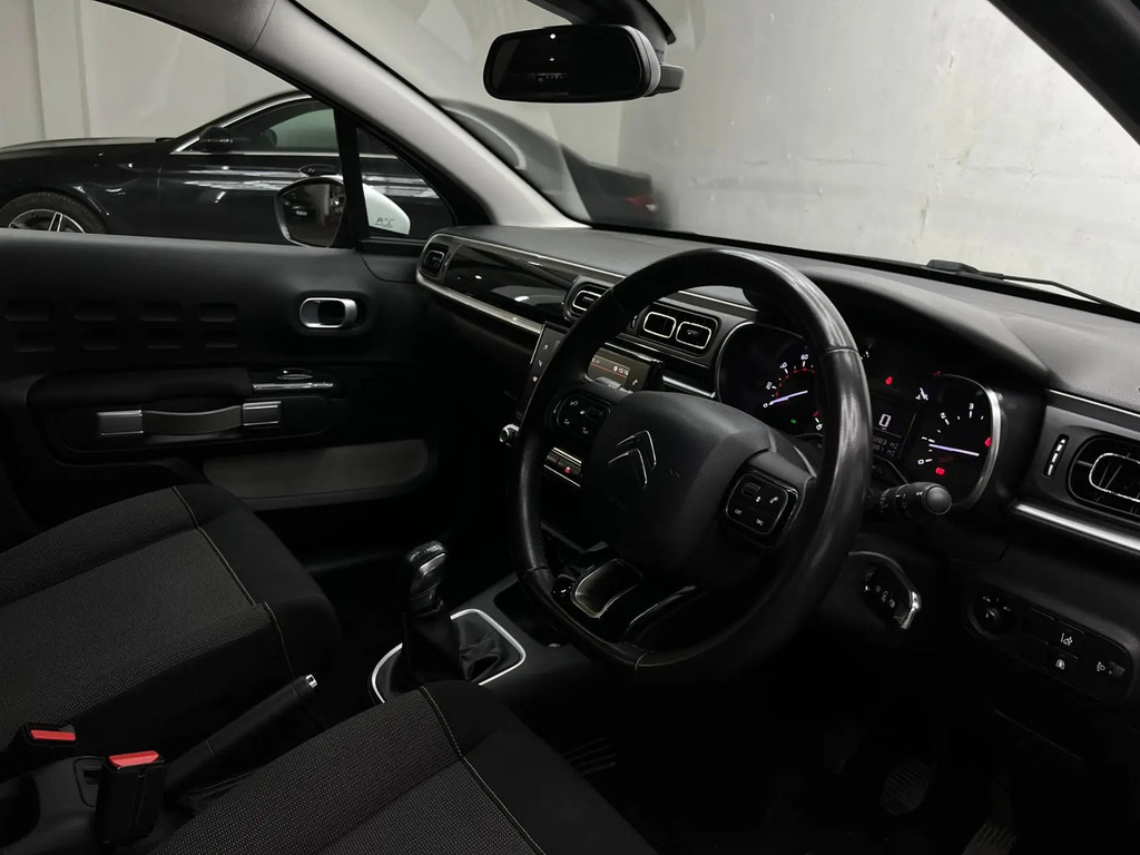 Citroen C3 Hatchback 1.2 Puretech Flair 2017 White #47