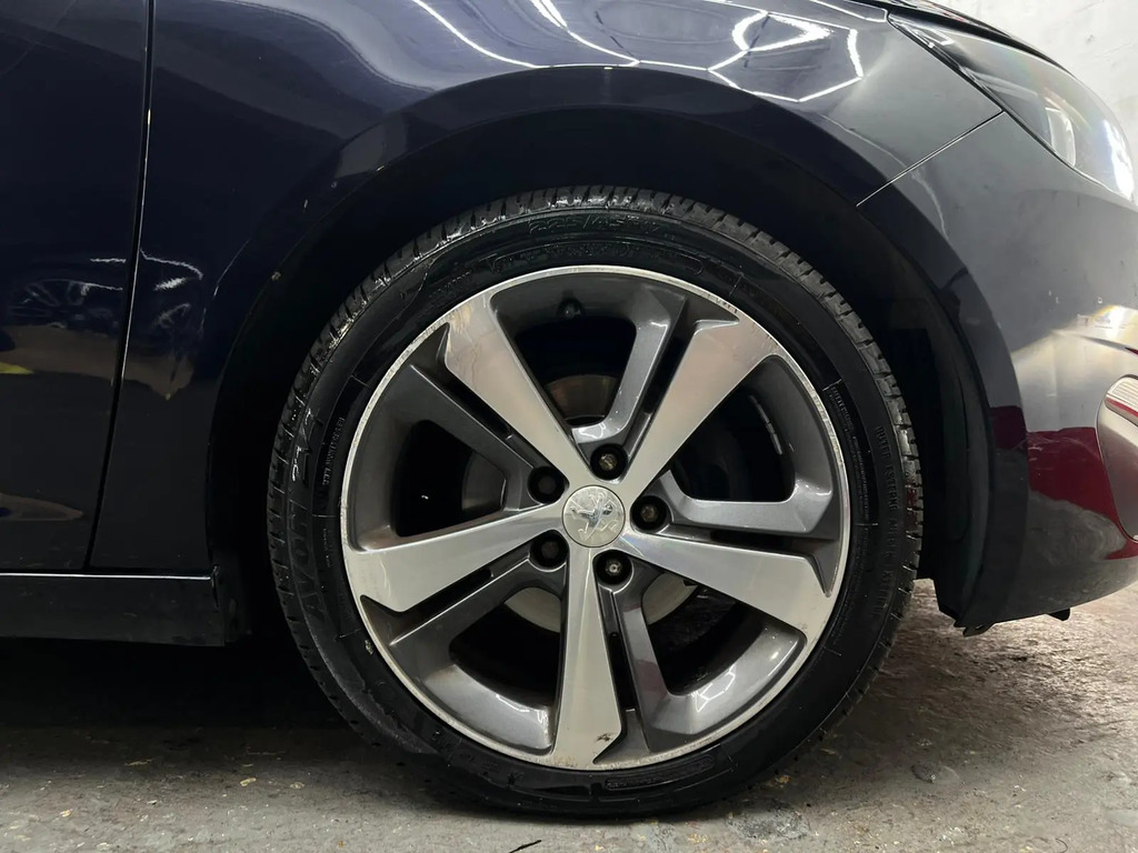 Peugeot 308  Black #92