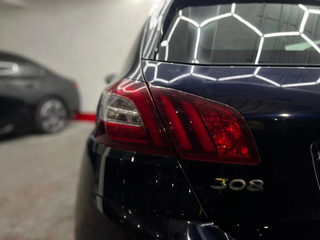 Peugeot 308  Black #65