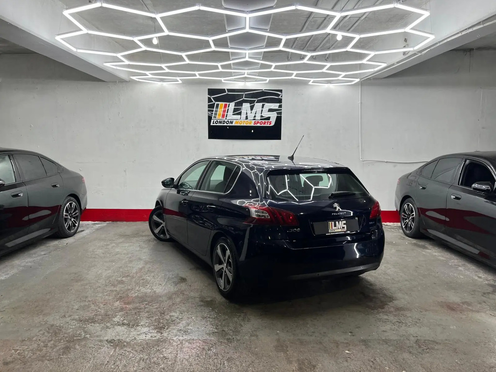 Peugeot 308  Black #58