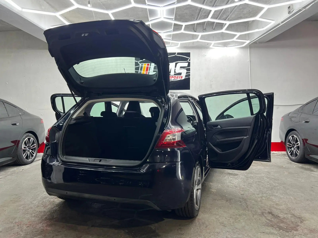 Peugeot 308  Black #89
