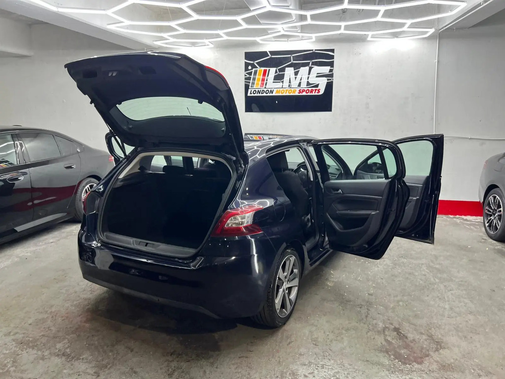 Peugeot 308  Black #87