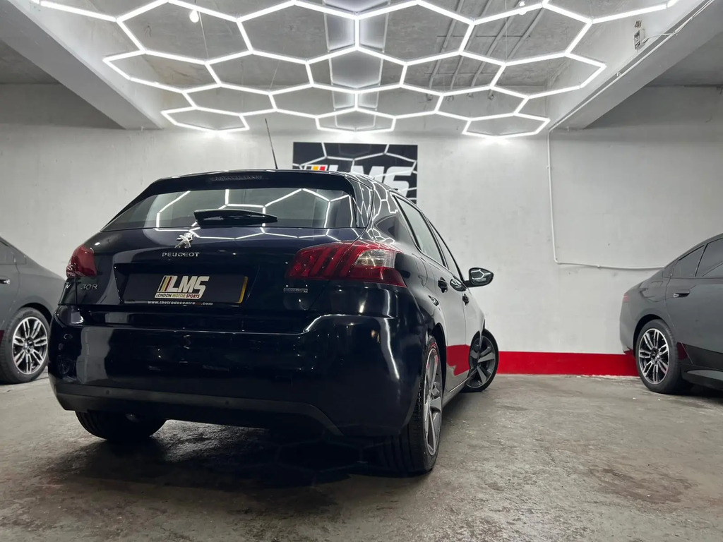 Peugeot 308  Black #79