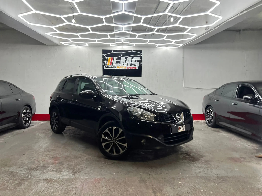 Nissan Qashqai Hatchback Silver #26