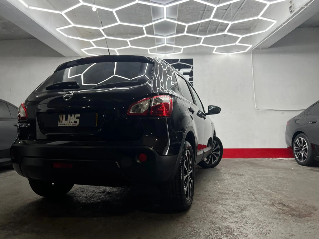 Nissan Qashqai Hatchback Silver #96