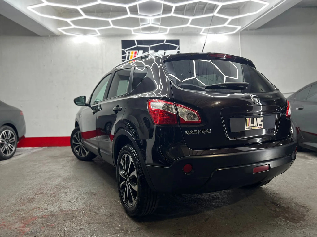 Nissan Qashqai Hatchback Silver #73