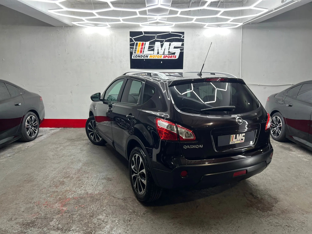 Nissan Qashqai Hatchback Silver #68