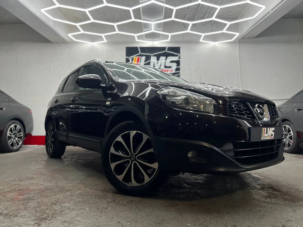 Nissan Qashqai Hatchback Silver #35