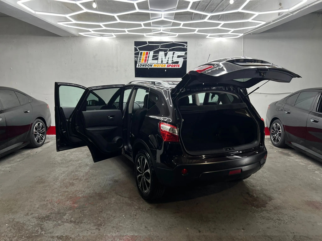 Nissan Qashqai Hatchback Silver #81